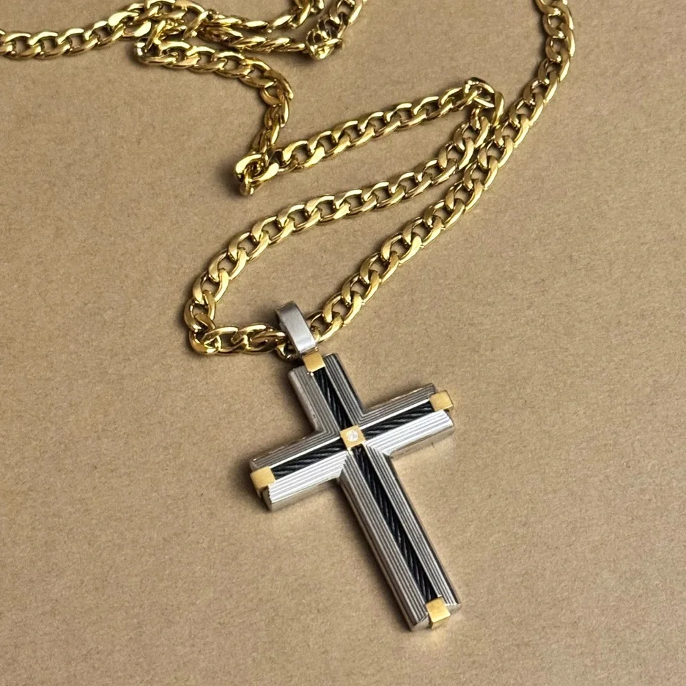 Stainless Steel Cross Pendant Necklace